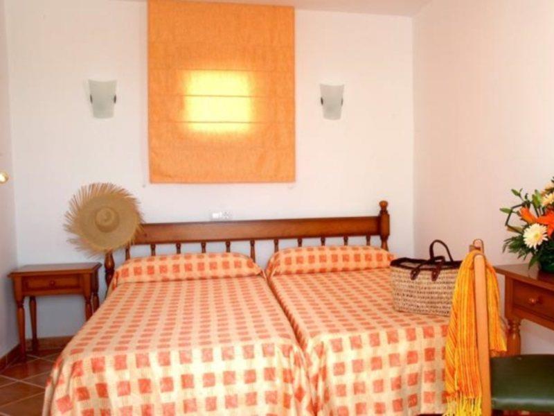Hostal Cala Ratjada エクステリア 写真